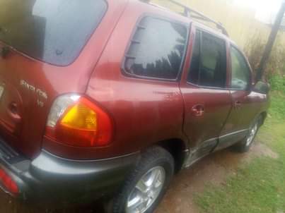 A picture of Hyundai santafe