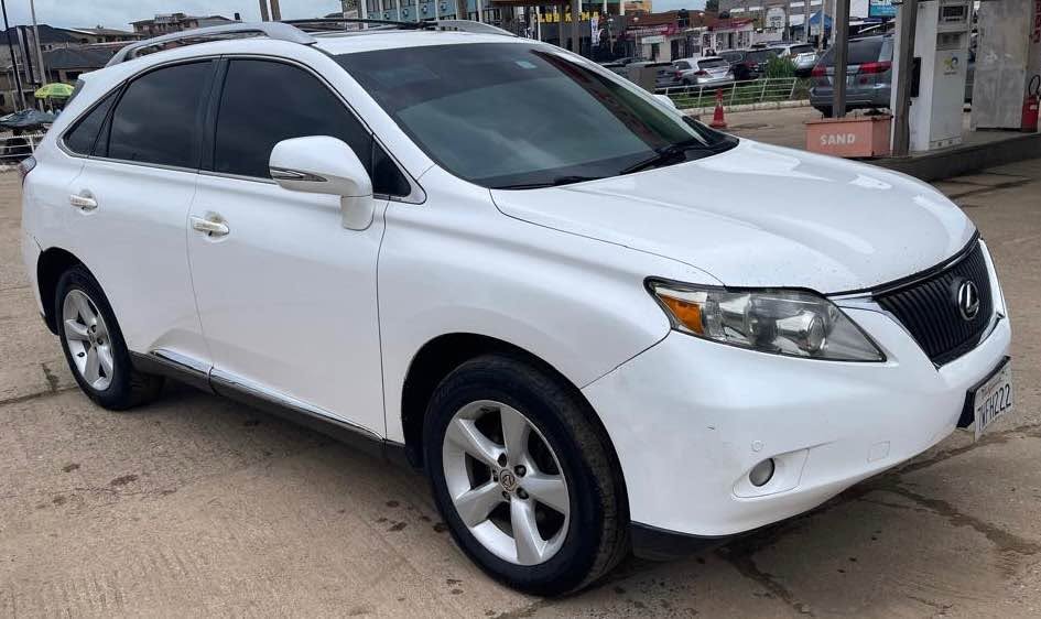 A picture of FOREIGN USED LEXUS RX350 2012