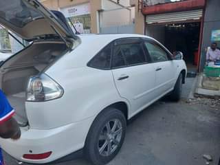 A picture of Toyota Harrier