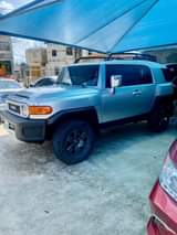 A picture of Toyota FJ cruiser 2007 model in a very pristine condition