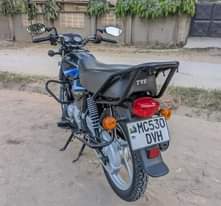 A picture of TVs 125 TSH 850 000 Nipigie au whtspp 0673840517