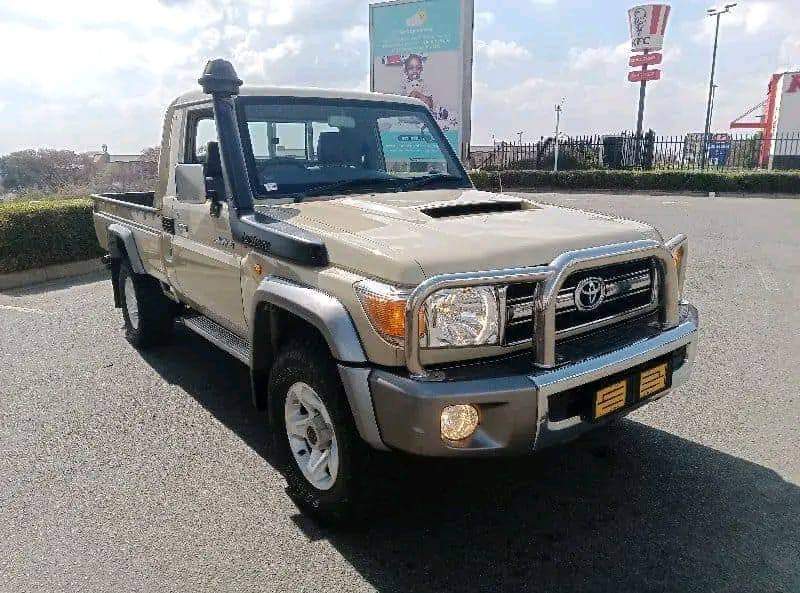 toyota land cruiser