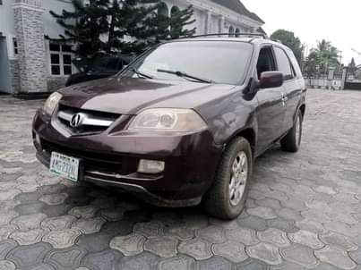 A picture of Acura MDX