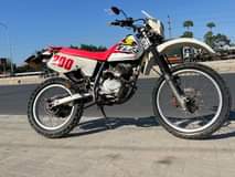 A picture of HONDA XLR CC 200 ENGINE AIJAWAI KUGUSWA HAIANA TATIZO LOLOTE