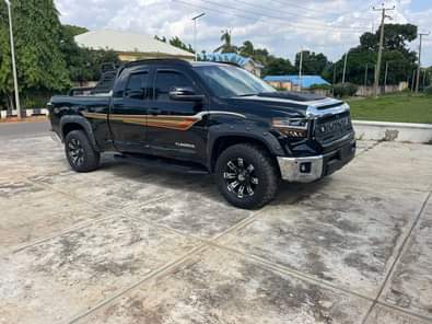 A picture of TOYOTA TUNDRA 2012 LIFTED TO 2021MODEL KEYLESS WITH DUTY AT