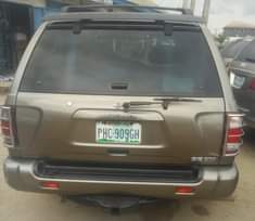 A picture of Nissan Pathfinder 2002 model Clean interior Super untouched V6 Engine