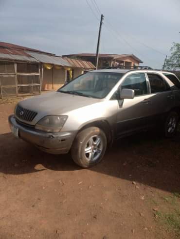 A picture of Awoof dealer market RX 300 First body Engine and Gear