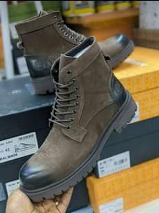 A picture of Timberland chuma chenyew yaan original WhatsApp 0627380274