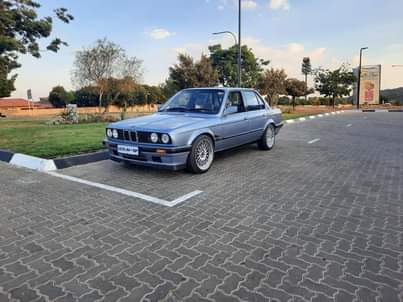 bmw e30