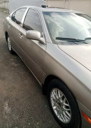 A picture of Takas Motors 07060931241 Premium meets Luxury Sharp Lexus Es 330