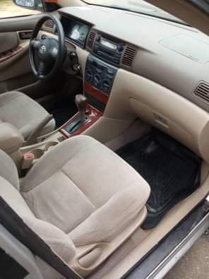 A picture of 04 Toyota Corolla Engine 95 percent Gear AC Interior Sharp