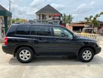 A picture of 2004 Toyota Highlander Few Months Used. Total First Body