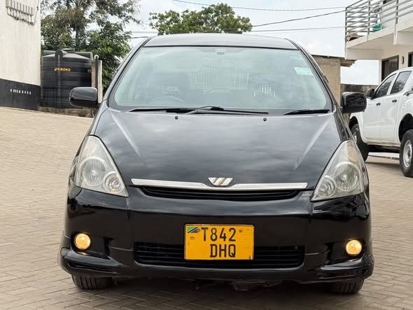 A picture of TOYOTA WISH CC 1790 0693030167