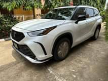 A picture of CLEAN BRAND NEW TOYOTA HIGHLANDER 2022 MODEL 39M NET PRICE