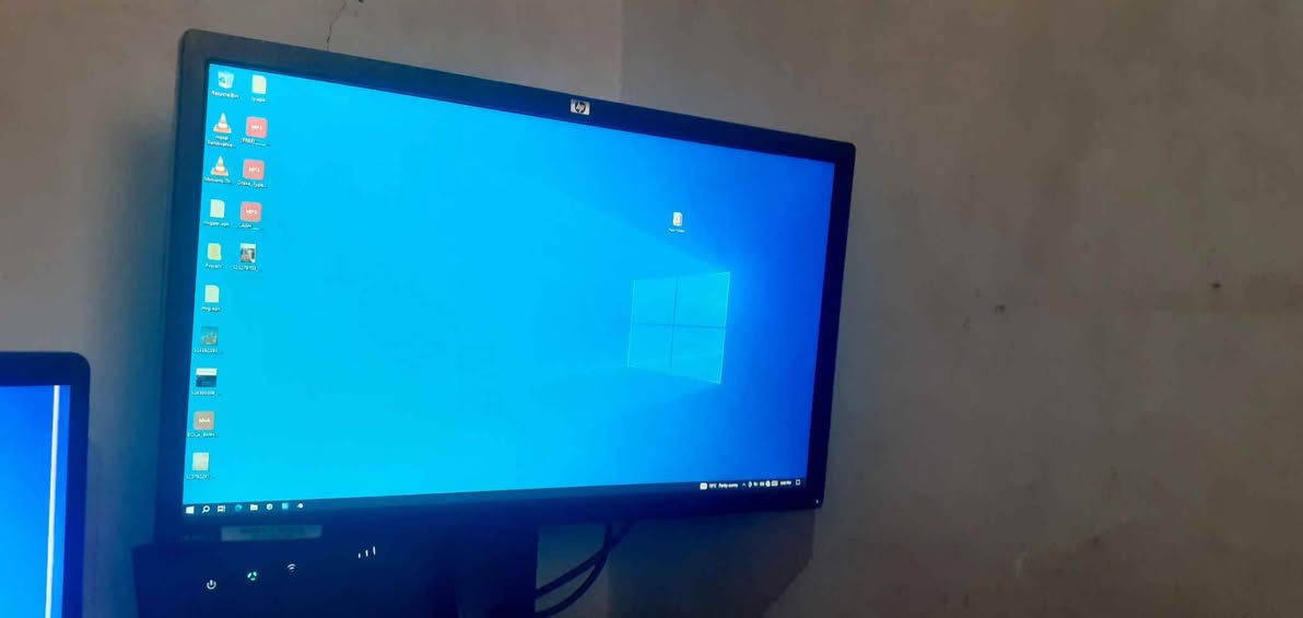 pc monitors