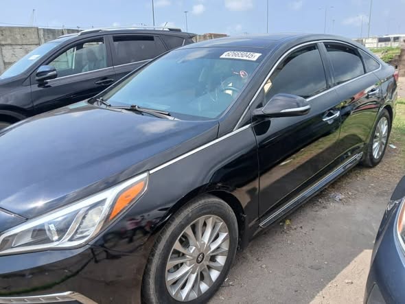 A picture of 2015 Hyundai Sonata Limited