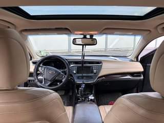 A picture of Toyota Avalon XLE
