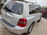 A picture of TOYOTA HIGHLANDER 2004