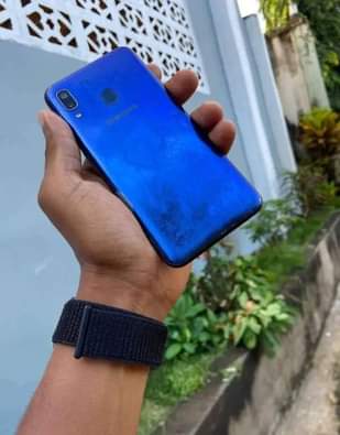 A picture of Samsung Galaxy A20