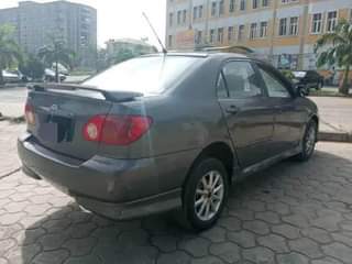 A picture of Corolla Le 2004