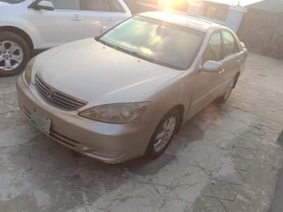 A picture of Camry V6