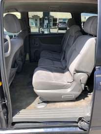 A picture of Sharp Toyota Sienna 2006 09025039052