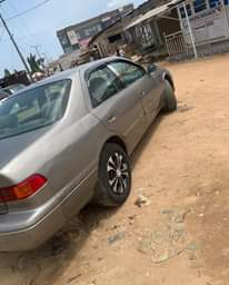 A picture of First body Pan Toyota Camry 2001 with a sound engine