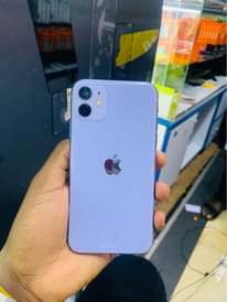 A picture of iPhone 12 64gb at 690k iPhone 11 64gb at 680k