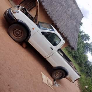 used nissan hardbody