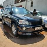 A picture of TOYOTA KLUGER 2003 24M