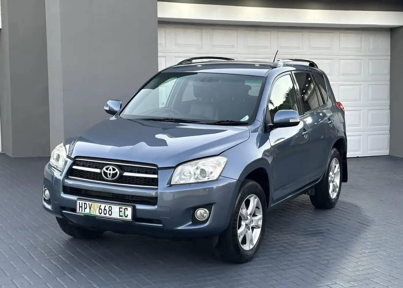 used toyota rav4