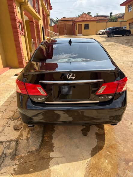 A picture of Lexus Es 350
