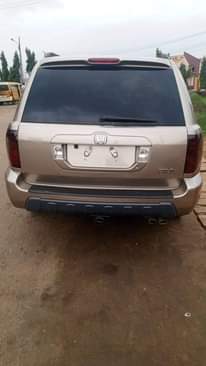 A picture of 2005 Honda Pilot