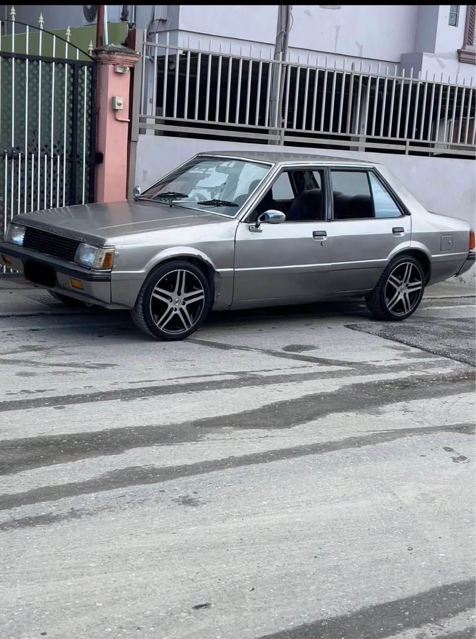 mitsubishi lancer