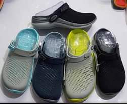 A picture of Crocs at 80K