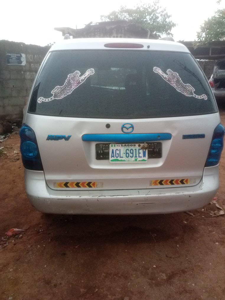 A picture of Mazda mpv pure first body pan engine gear manual drive