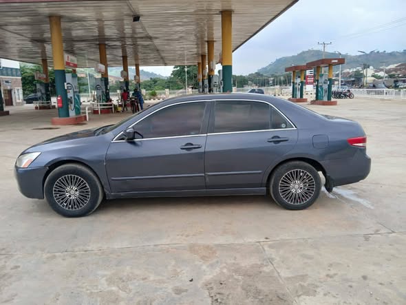 A picture of Honda Accord 2005 model