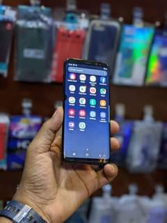 A picture of Samsung S8