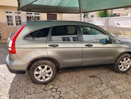 A picture of HONDA CRV 08 09. First body