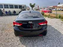 A picture of Hyundai Elantra 2014