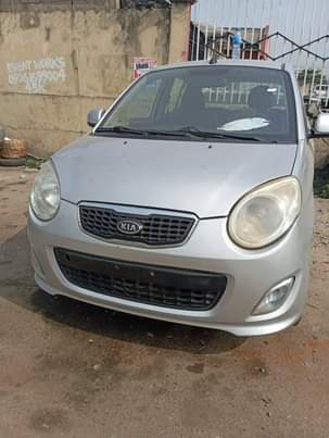 A picture of KIA PICANTO Manual in very good condition very chilling ac