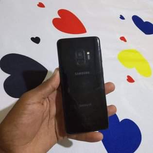 A picture of SAMSUNG S9