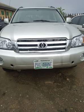A picture of SHARP AND CLEAN HIGHLANDER ENGINE UNTAMPERED AC CHILLING PRICE 4M