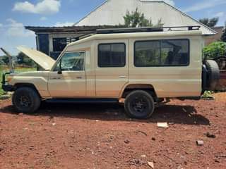 A picture of Toyota landcruizer