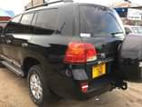 A picture of Toyota Land Cruiser V8 Namba C Simu 0620876252