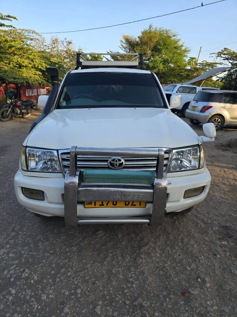 A picture of LANDCRUISER0767058883
