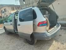 A picture of Toyota sienna LE first body engine and transmission is work