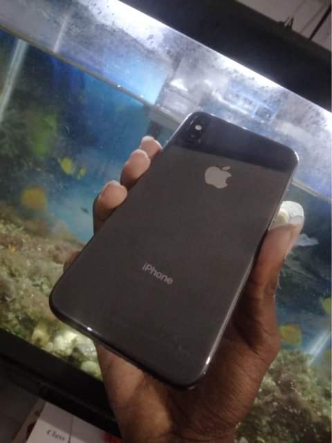 iPhone M.