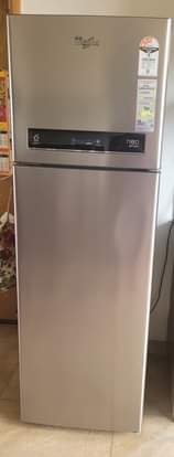 A picture of Whirlpool Double Door Refrigerator Top Mount