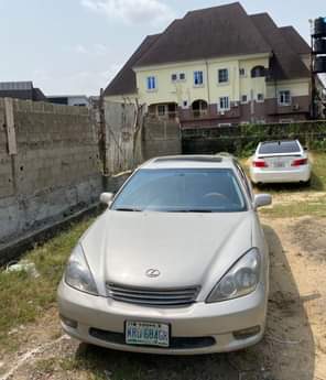 A picture of Quick deal Clean 2004 Es330 Everything sharp Buy and drive